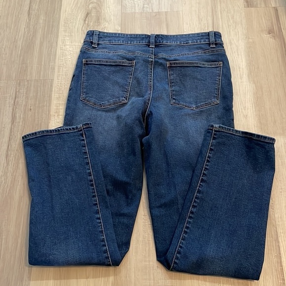 Talbots heritage jeans size 8p like new​​​​ - Picture 3 of 3